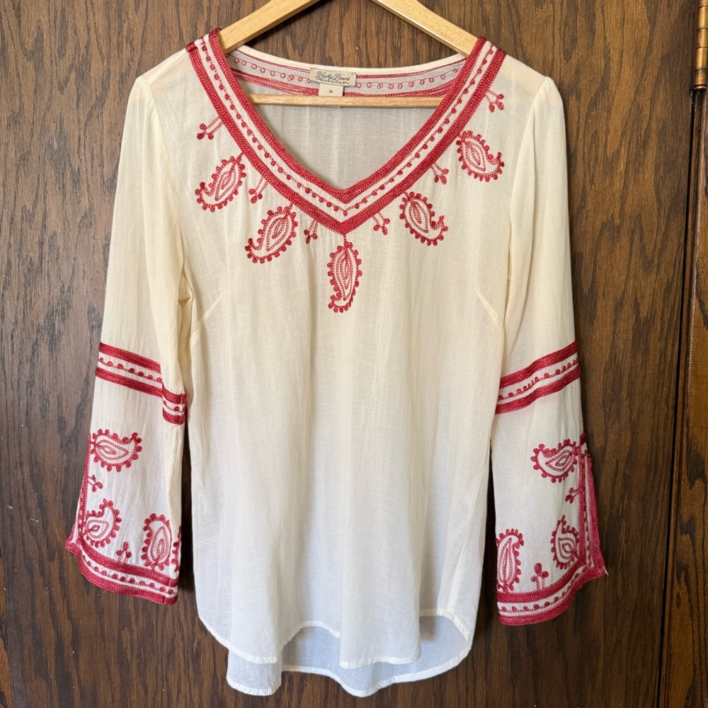 Lucky Brand Cream and Red Embroidered V Neck Blouse Flowy Bohemian Indie Peasant
